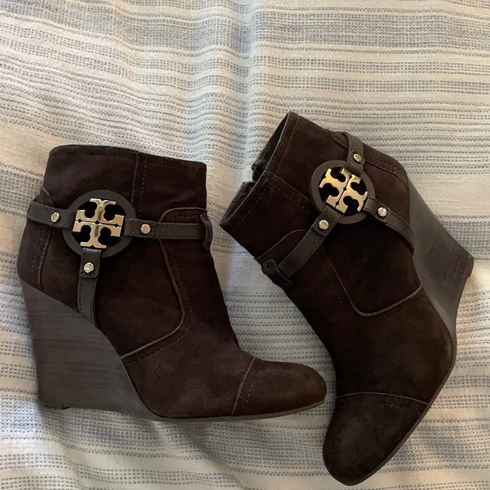 Tory Burch boot size 8.5